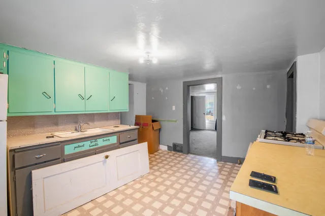 $200,000 | 202 Irene Street, Green Bay, WI 54302