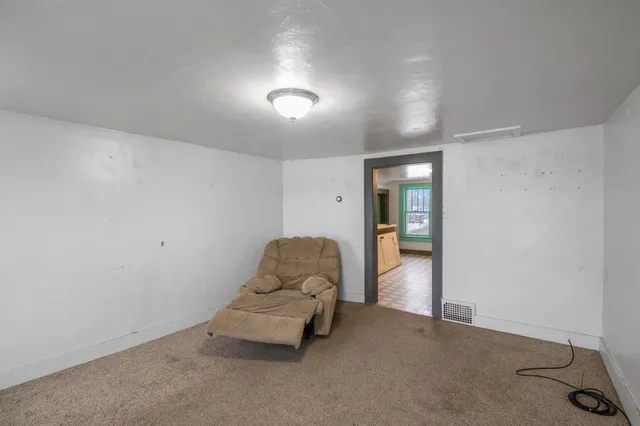 $200,000 | 202 Irene Street, Green Bay, WI 54302