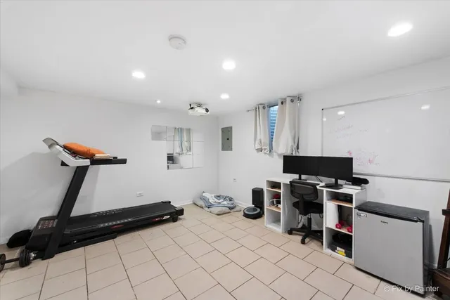 $250,000 | 14409 Lamon Avenue, Midlothian, IL 60445