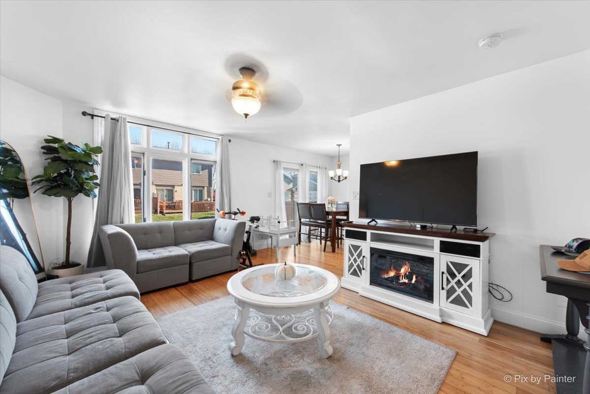 14409 Lamon Avenue Midlothian, IL 60445 - Photo 4 of 28