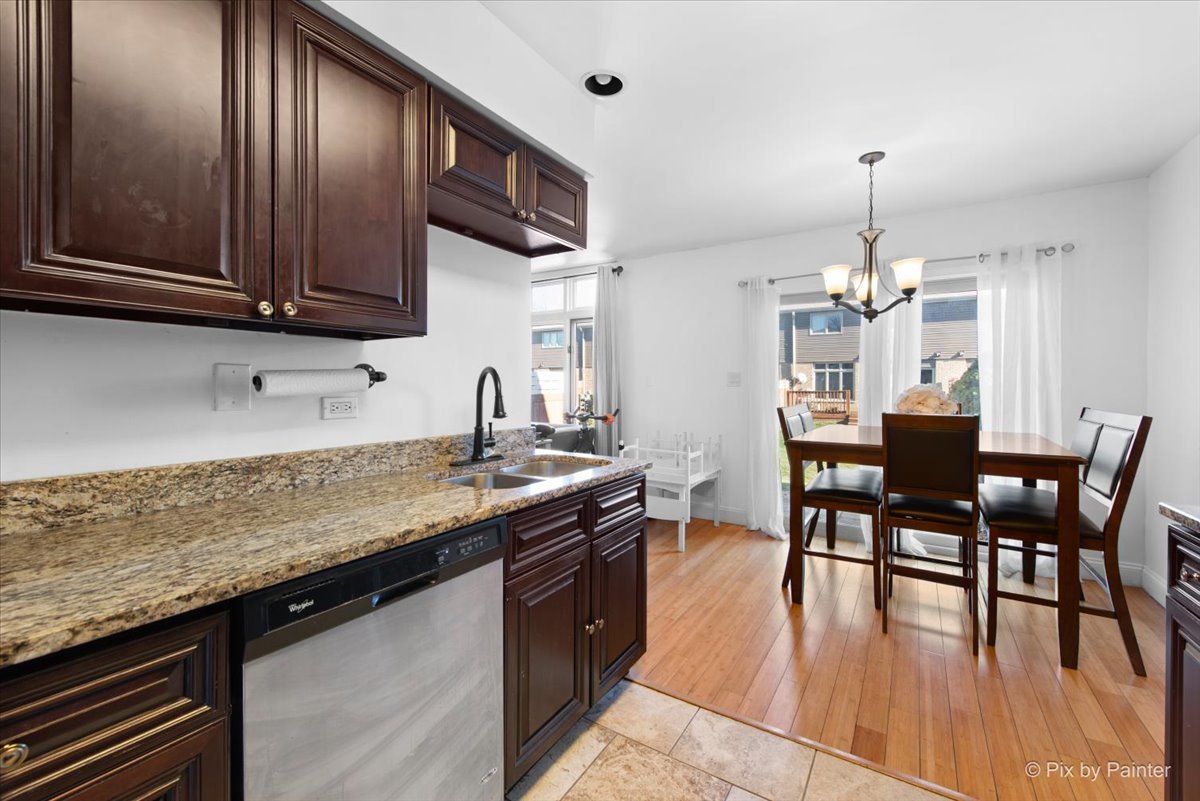 14409 Lamon Avenue Midlothian, IL 60445 - Photo 9 of 28