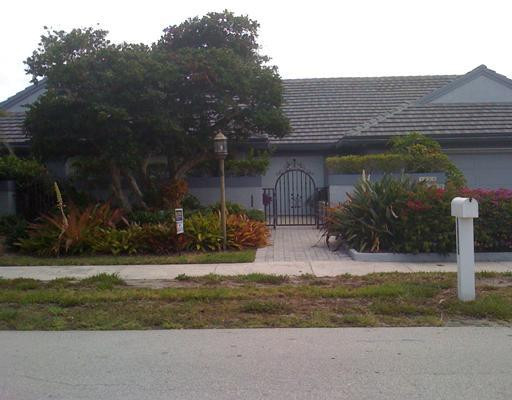 3000 Northeast 48th Street Lighthouse Point, FL 33064 - Photo 16 of 19 Exterior Front