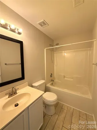 $1,950 | 15732 Circlegreen Drive, Charlotte, NC 28273