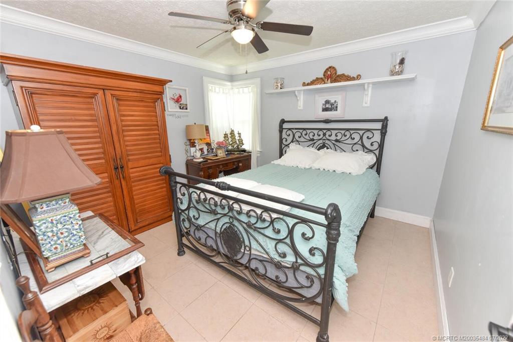 446 Cardinal Trail Stuart, FL 34997 - Photo 9 of 40