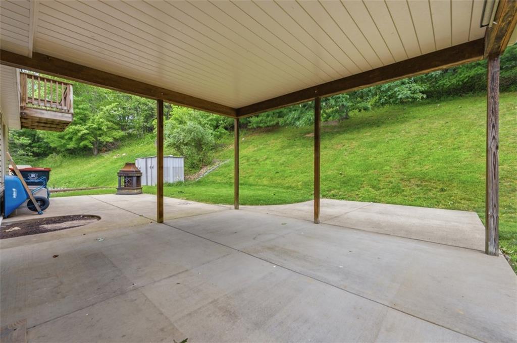18 Kohleen Drive McKees Rocks, PA 15136 - Photo 16 of 50