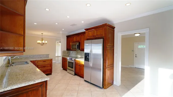 $5,200 | 9220 Southwest 103rd Avenue, Miami, FL 33176