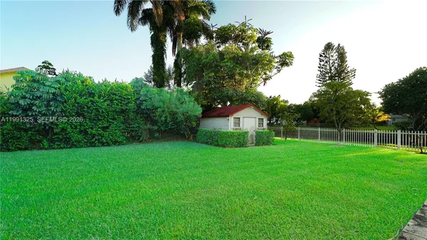 $5,200 | 9220 Southwest 103rd Avenue, Miami, FL 33176