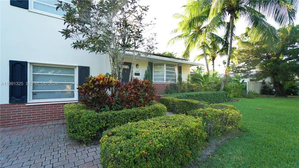 $5,200 | 9220 Southwest 103rd Avenue, Miami, FL 33176