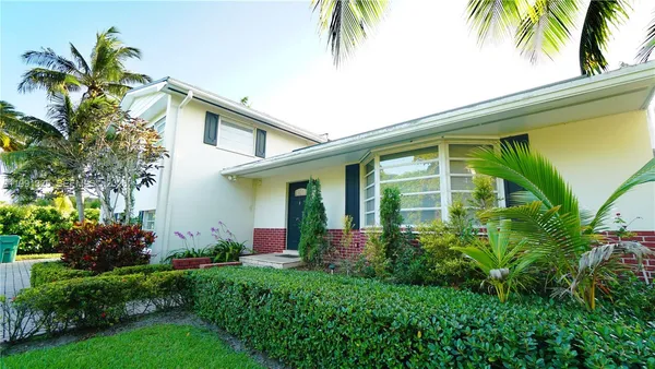 $5,200 | 9220 Southwest 103rd Avenue, Miami, FL 33176