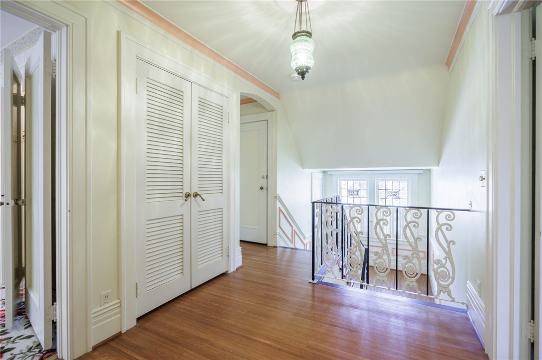 389 Yarmouth Road Rochester, NY 14610 - Photo 26 of 50
