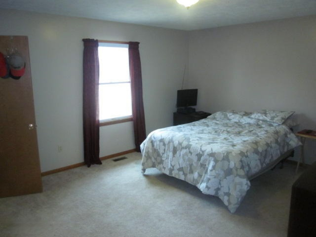 1593 Bachman Road Hastings, MI 49058 - Photo 10 of 20 035.JPG