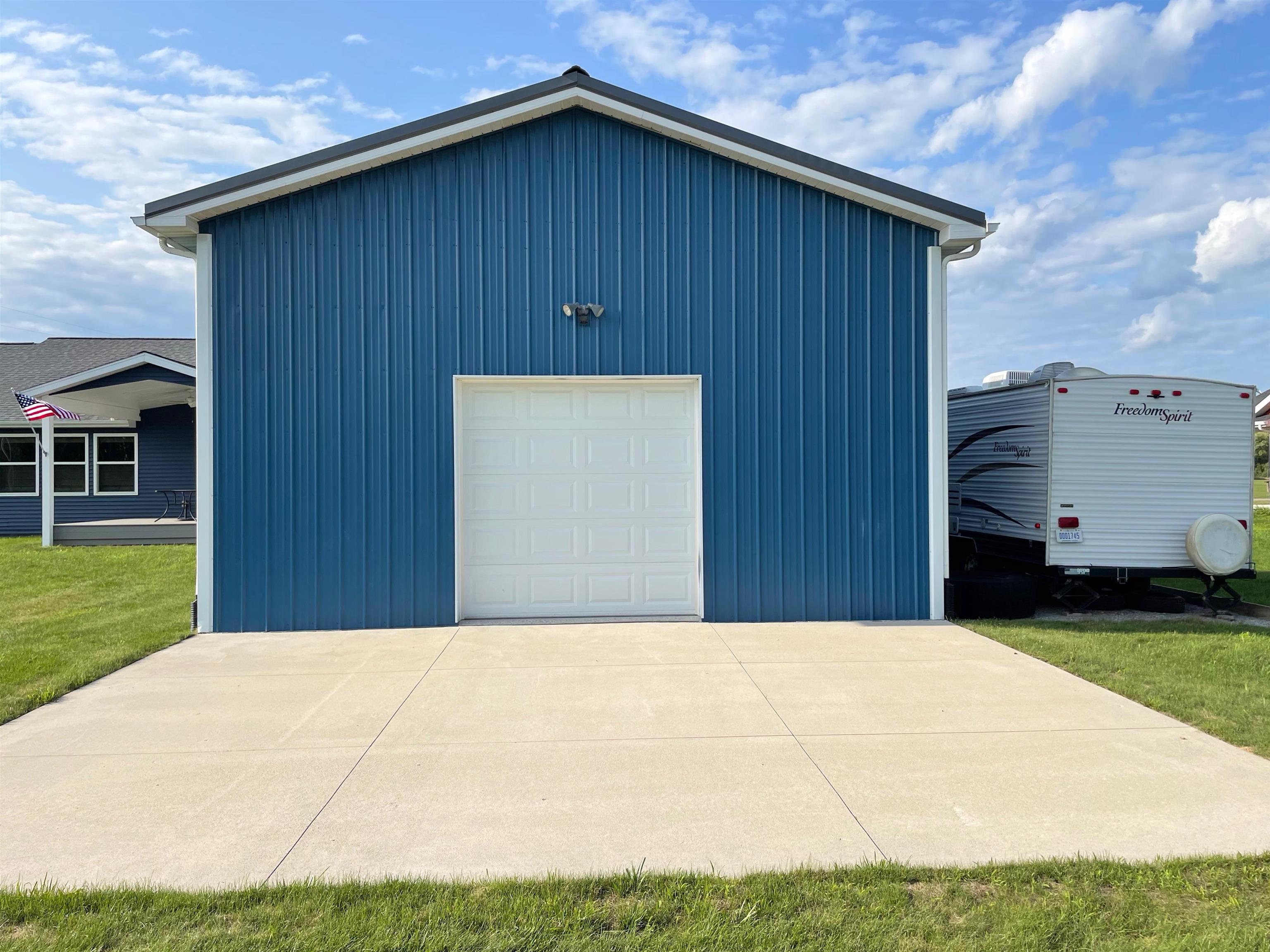 9989 Laduke Road Freeland, MI 48623 - Photo 17 of 74