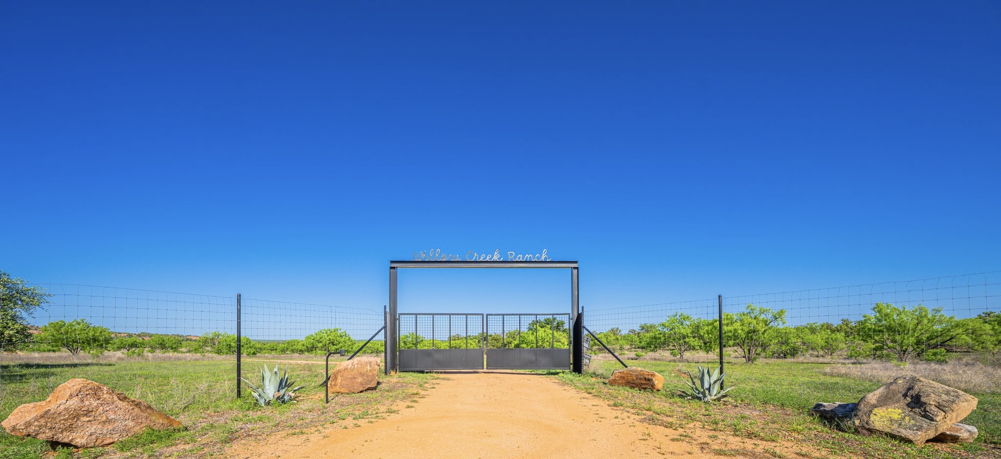 5230 County Road 409 Llano, TX 78643 - Photo 2 of 21 a view of a backyard