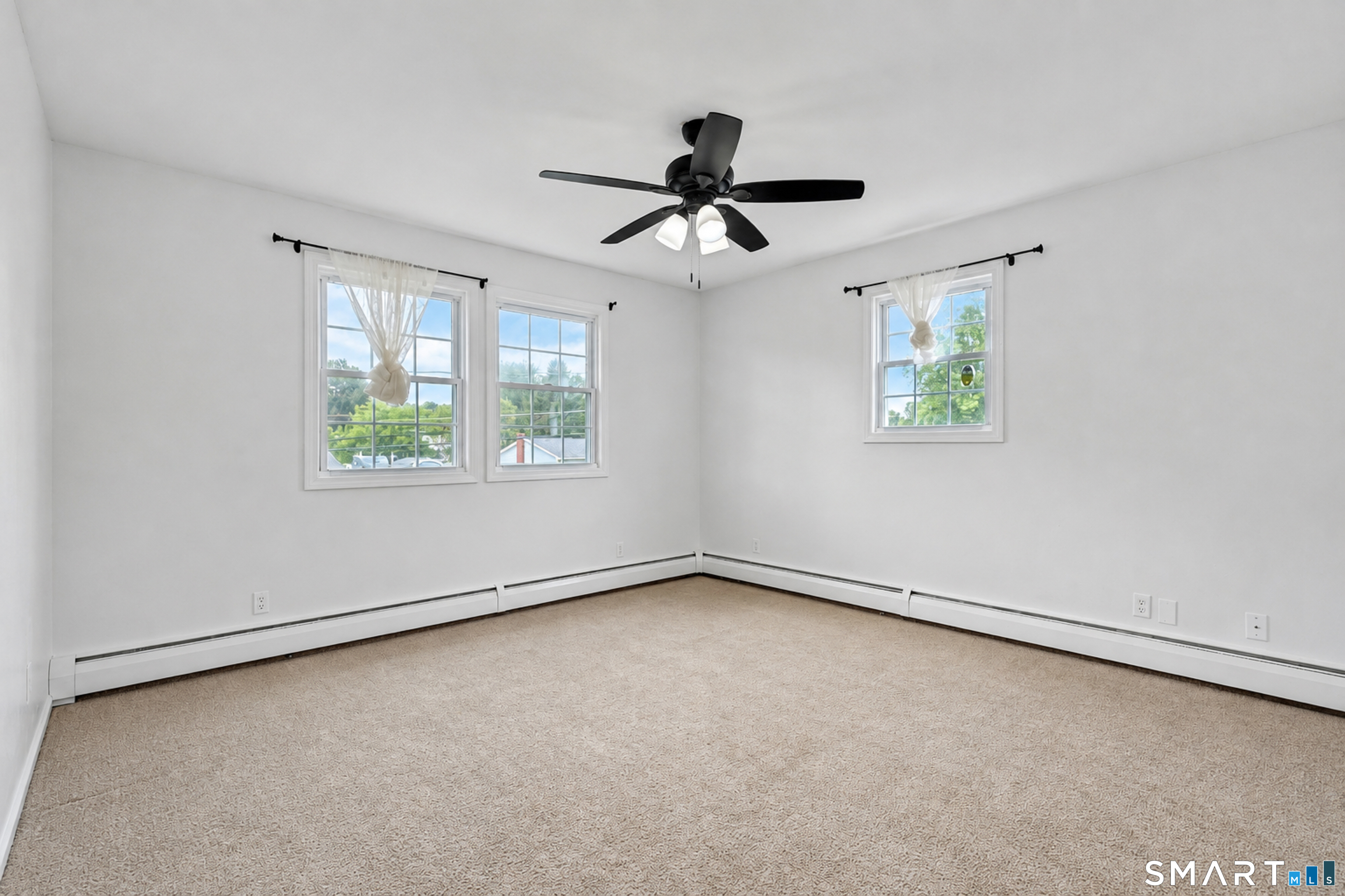 144 Green Manor Road Enfield, CT 06082 - Photo 33 of 39 Gallery Image 33
