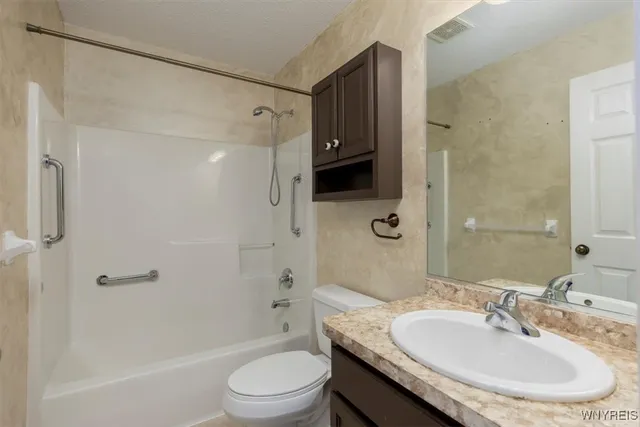 $350,000 | 52 Rushford Hollow Drive, Cheektowaga, NY 14227