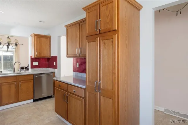 $350,000 | 52 Rushford Hollow Drive, Cheektowaga, NY 14227