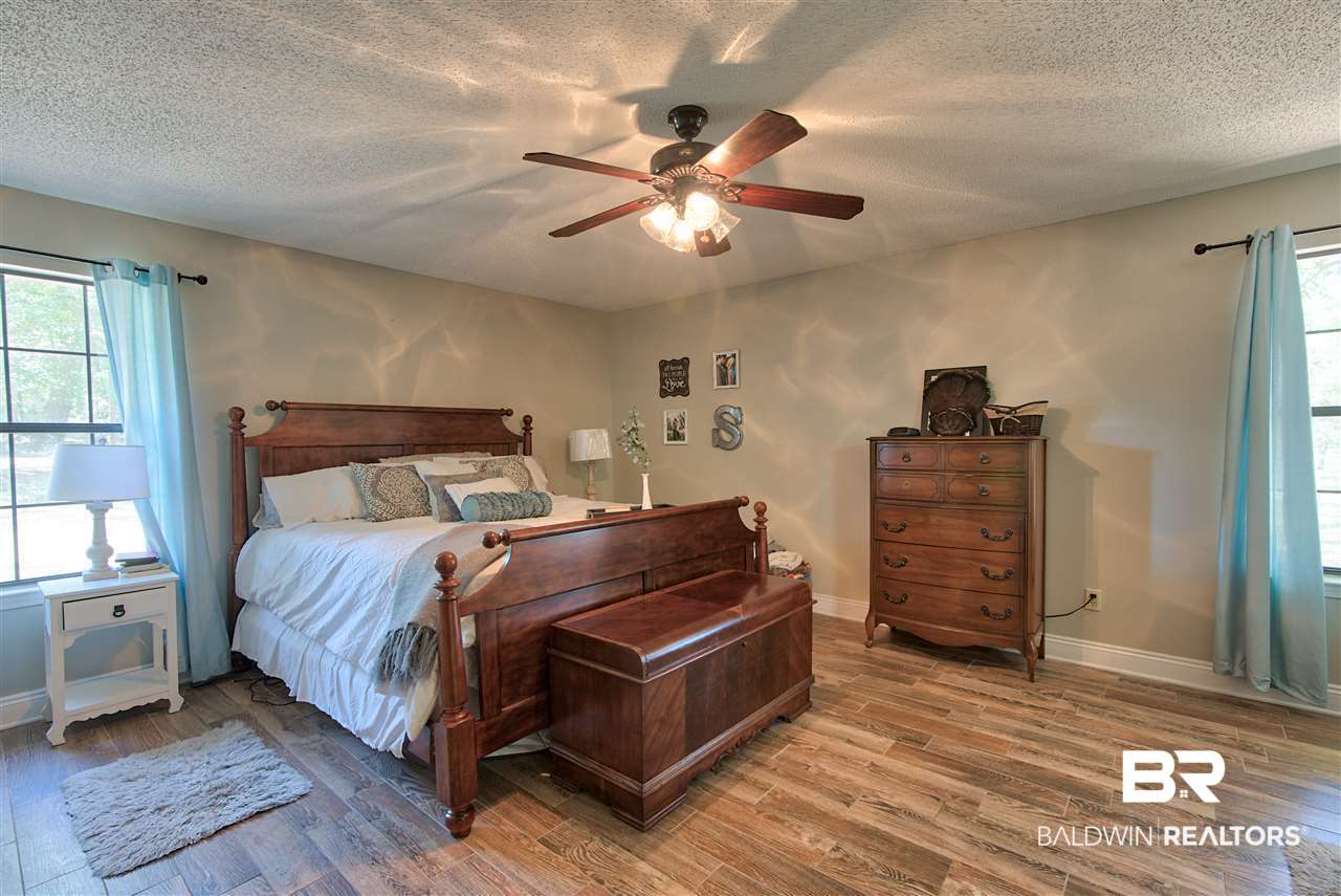 22201 Price Grubbs Road Robertsdale, AL 36567 - Photo 20 of 43 Master Bedroom