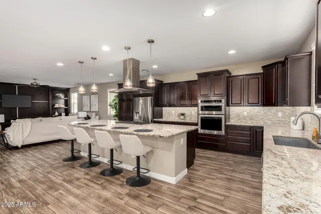 $785,000 | 3338 East Coconino Drive, Gilbert, AZ 85298