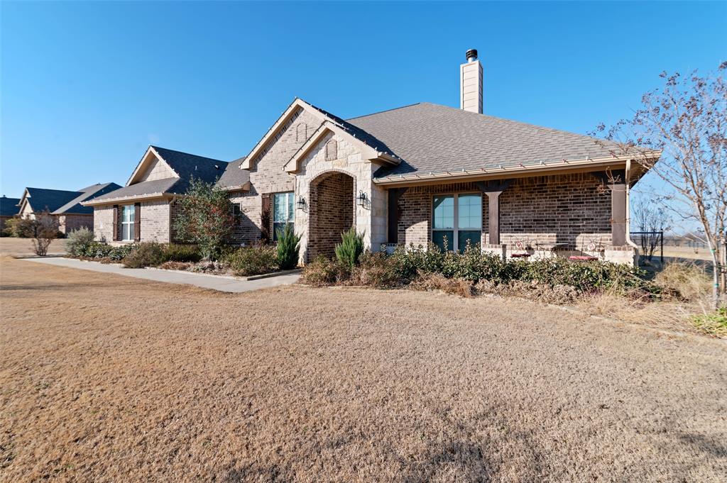 133 High Ridge Court Decatur, TX 76234 - Photo 3 of 33