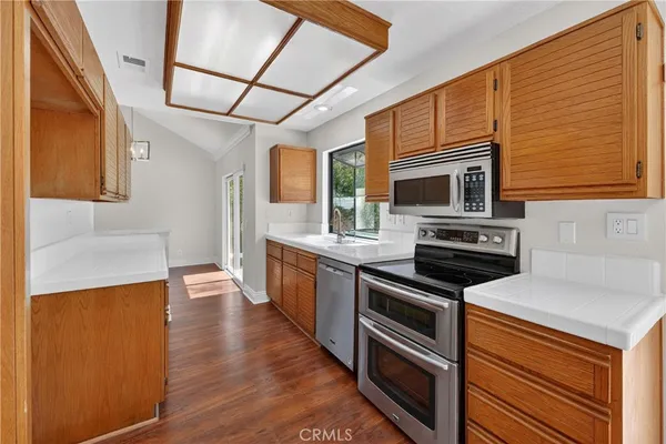 $1,259,000 | 49 Winterhaven, Irvine, CA 92614