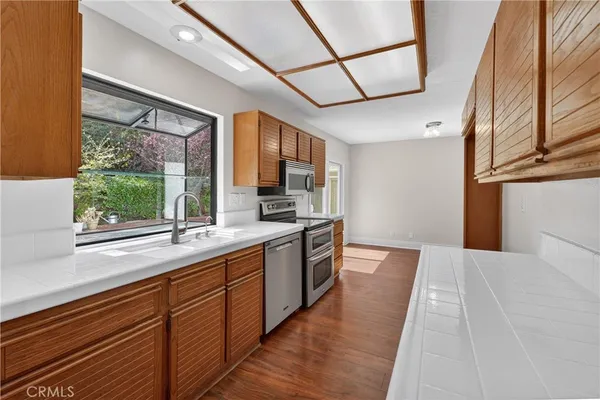 $1,259,000 | 49 Winterhaven, Irvine, CA 92614