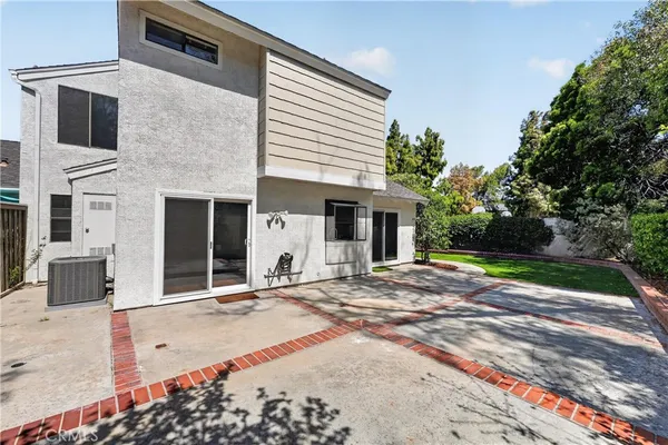 $1,259,000 | 49 Winterhaven, Irvine, CA 92614