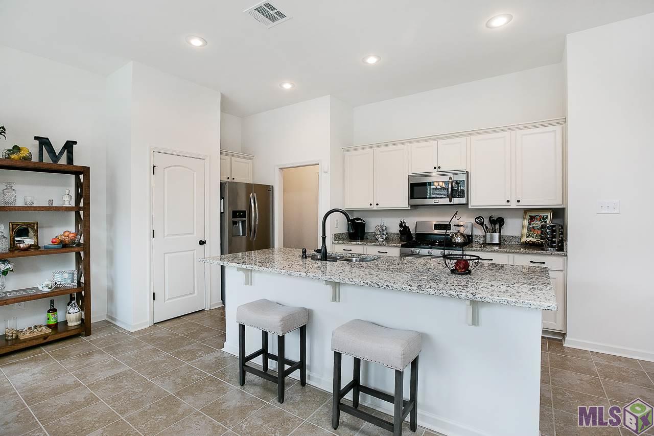 18295 Crows Nest Drive Prairieville, LA 70769 - Photo 4 of 24