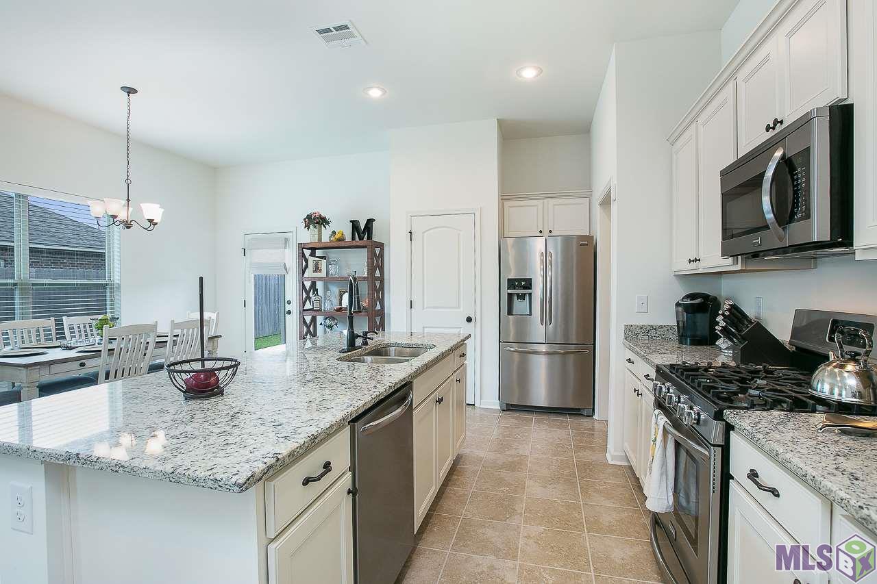 18295 Crows Nest Drive Prairieville, LA 70769 - Photo 5 of 24