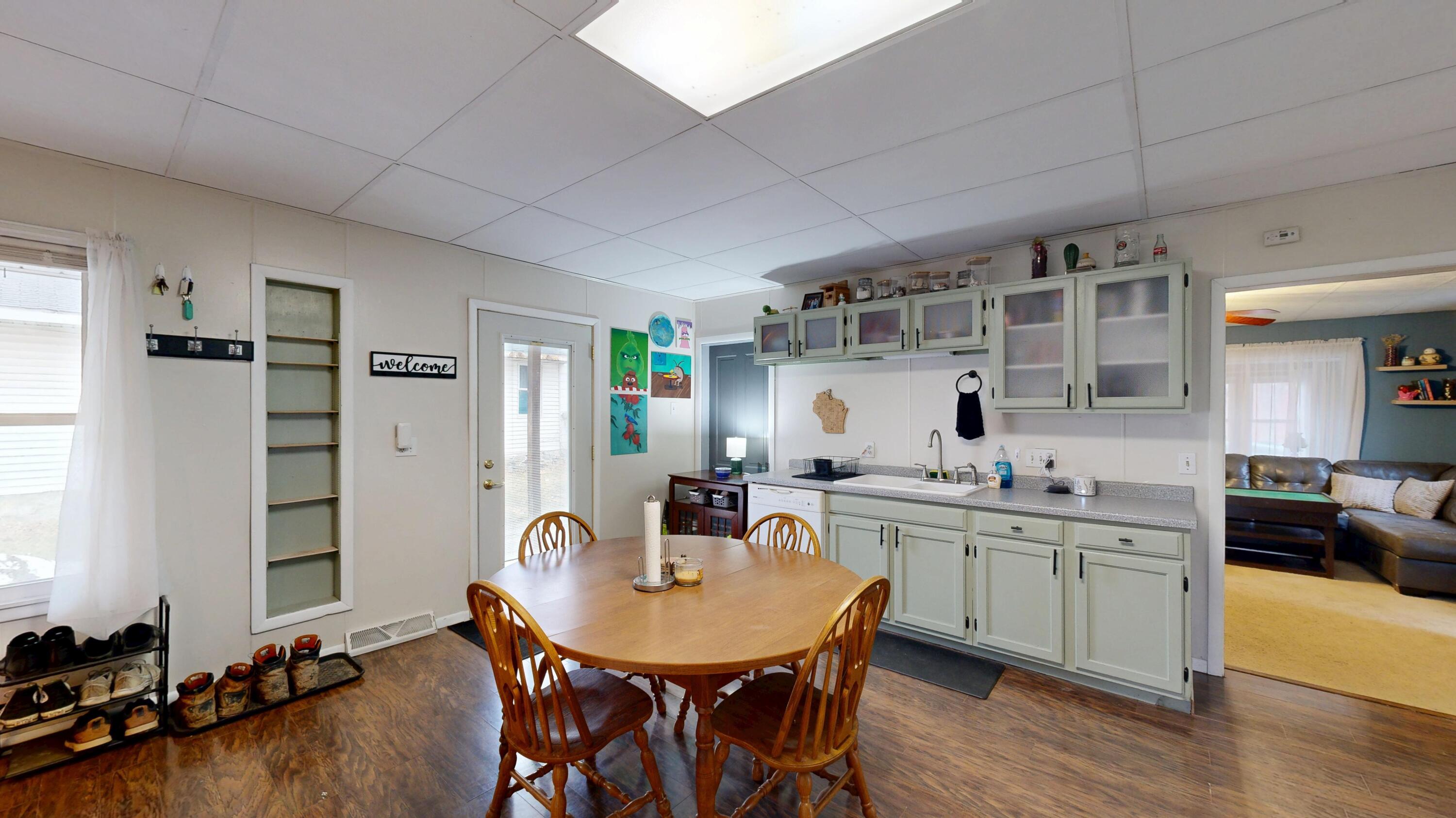 906 Center Street Wilton, WI 54670 - Photo 16 of 66 Kitchen