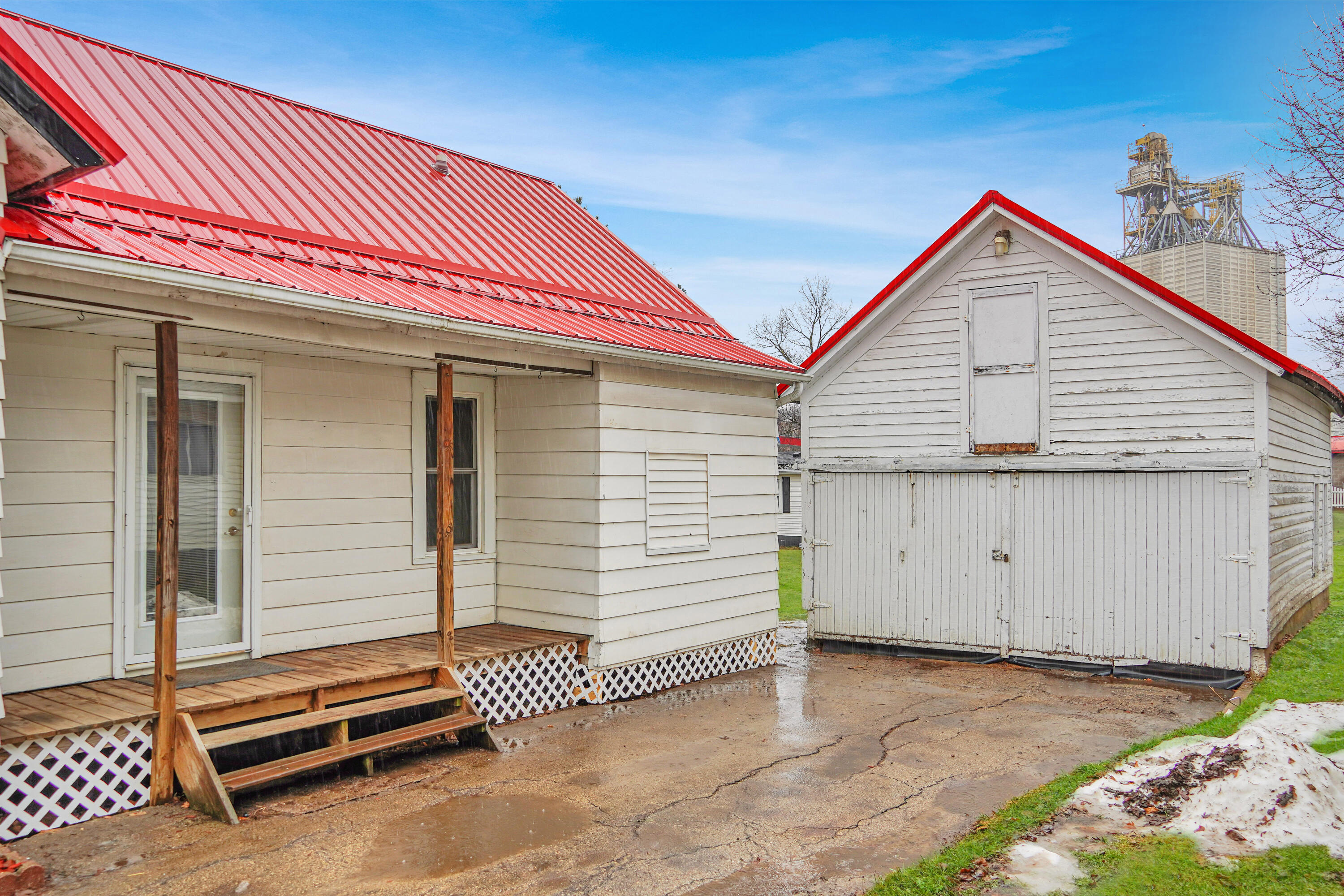 906 Center Street Wilton, WI 54670 - Photo 2 of 66 Exterior