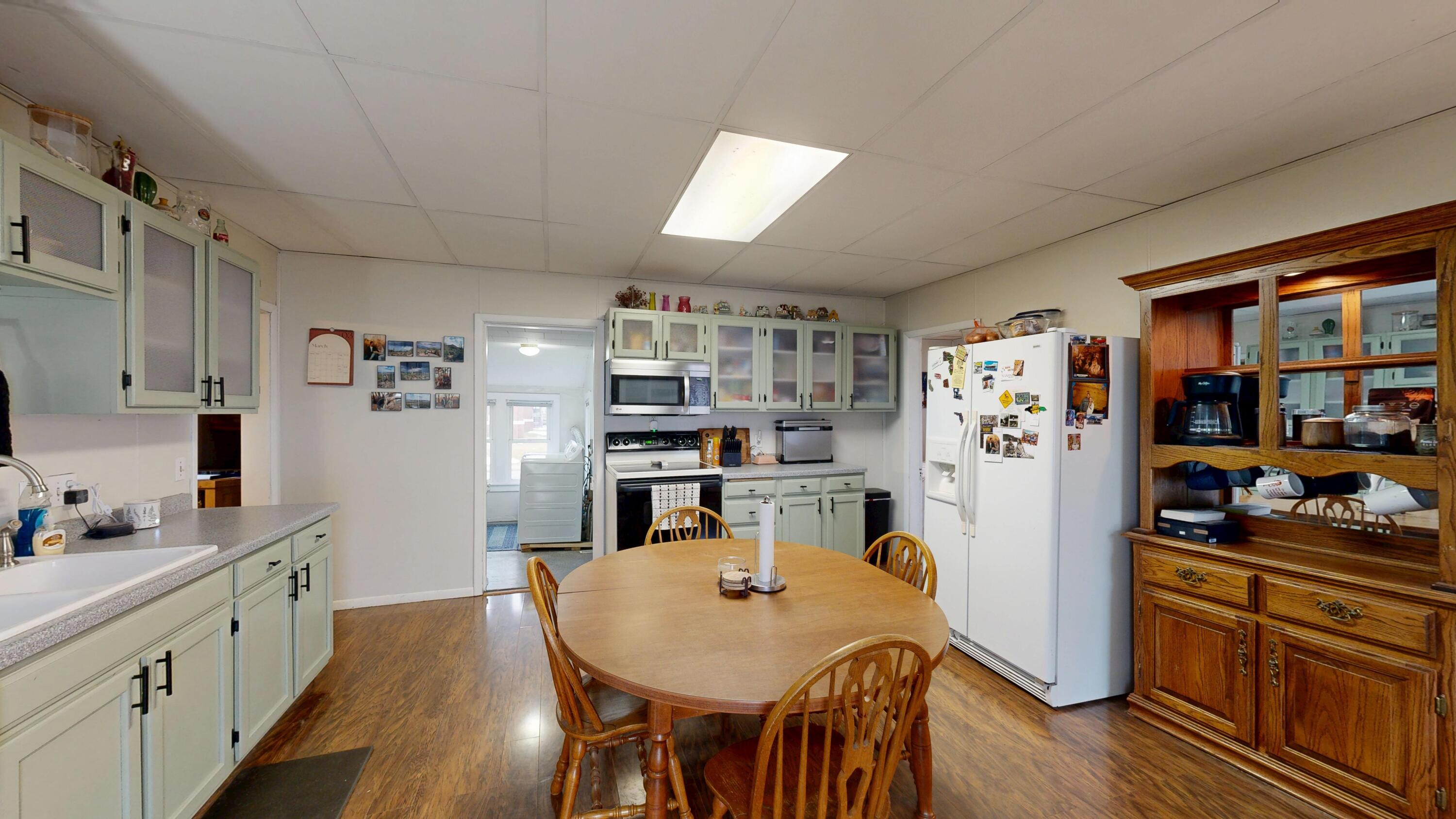 906 Center Street Wilton, WI 54670 - Photo 8 of 66 Kitchen