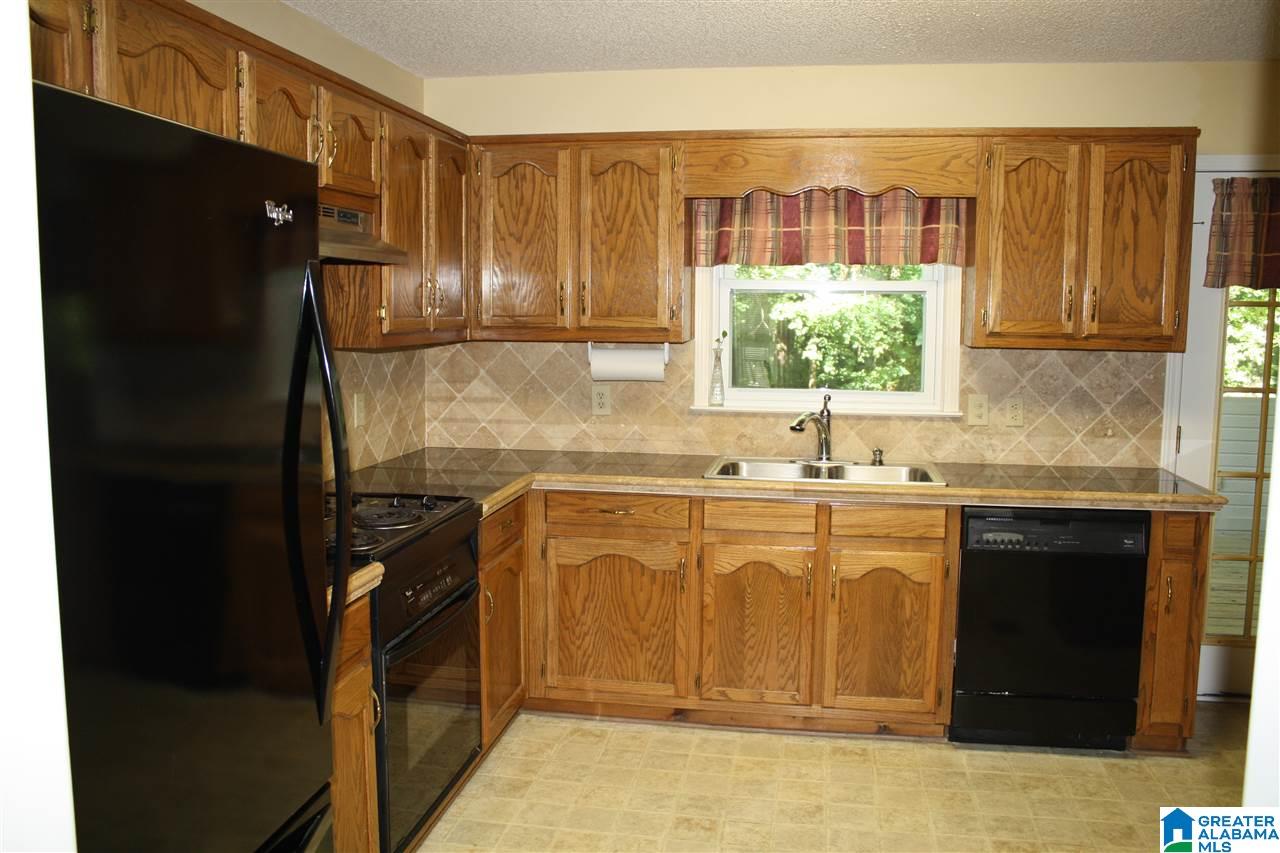 720 Olde Towne Circle Alabaster, AL 35007 - Photo 8 of 28
