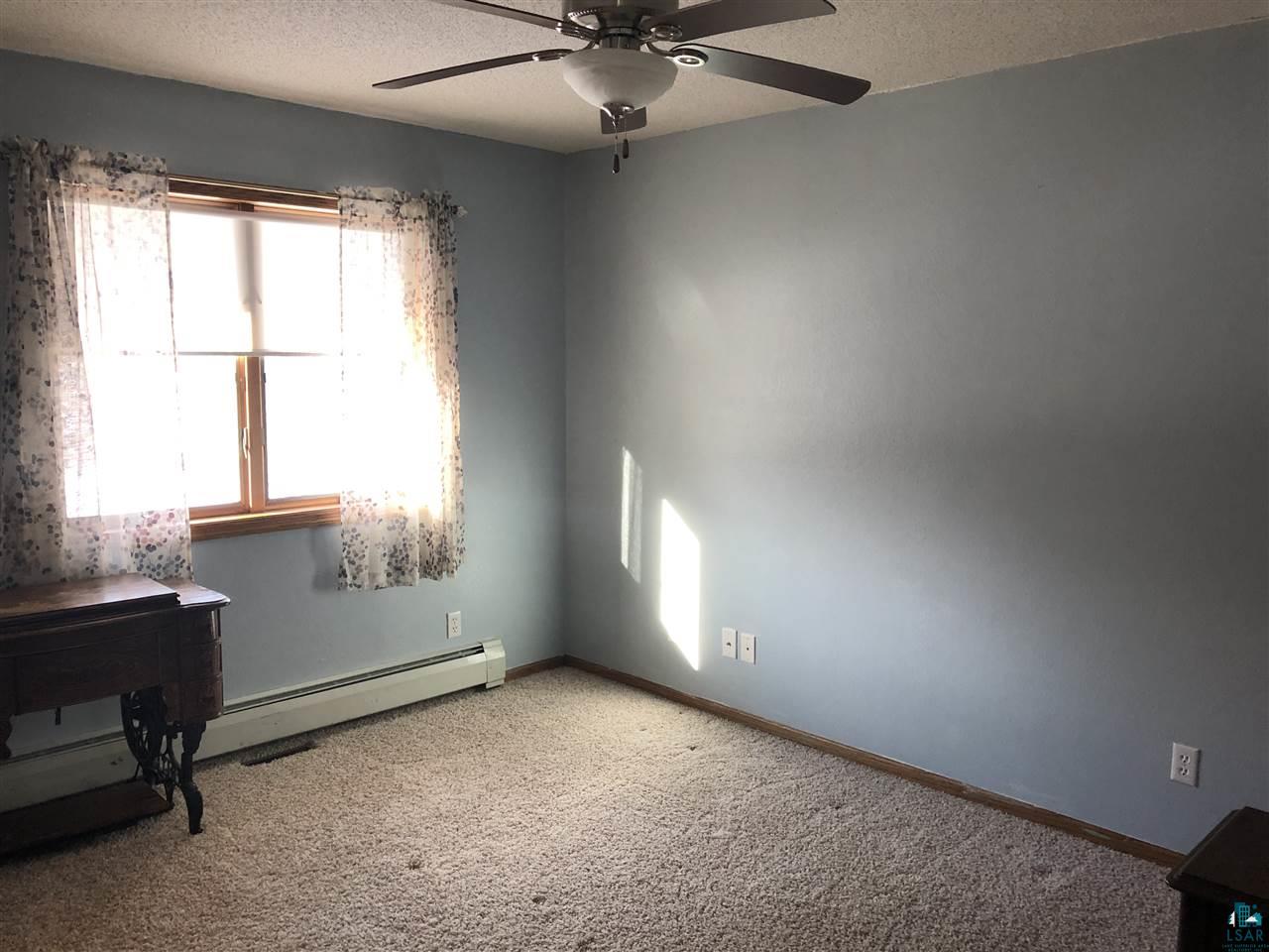 4136 Kingston Road Duluth, MN 55803 - Photo 20 of 34