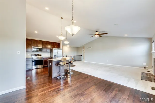 $3,000 | 925 Meramec Grove Drive, Ballwin, MO 63021