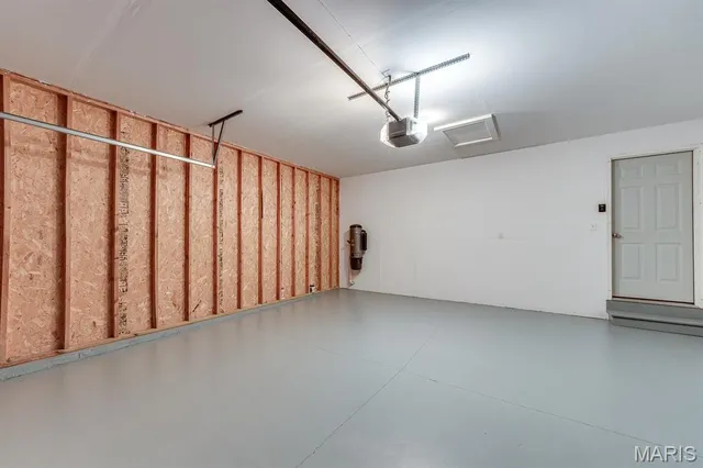 $3,000 | 925 Meramec Grove Drive, Ballwin, MO 63021