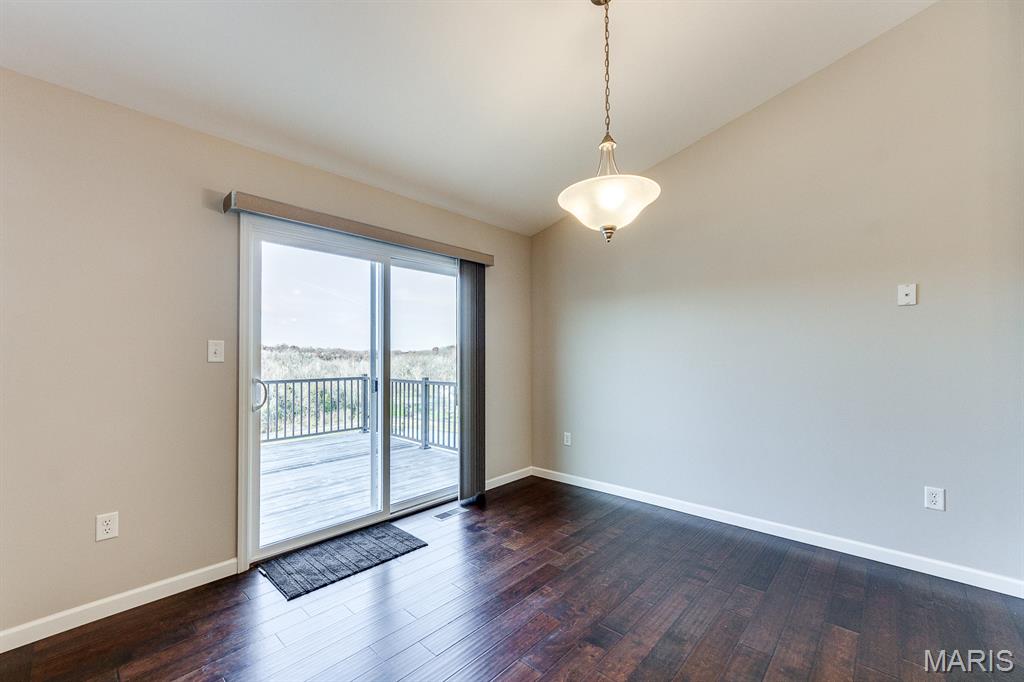 925 Meramec Grove Drive Ballwin, MO 63021 - Photo 10 of 50