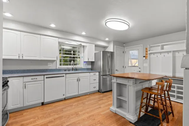 $349,900 | 3683 Austrian Lane, Suamico, WI 54313