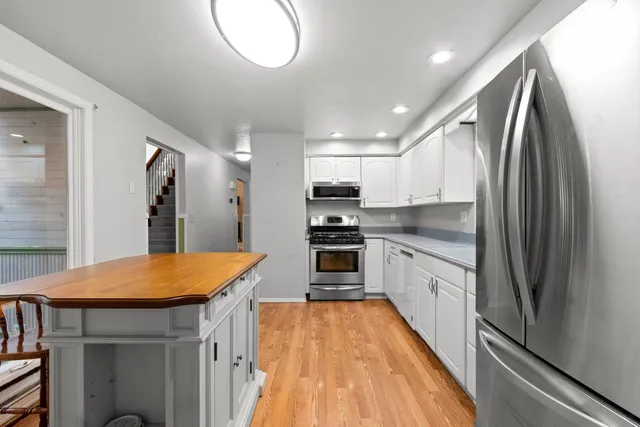 $349,900 | 3683 Austrian Lane, Suamico, WI 54313