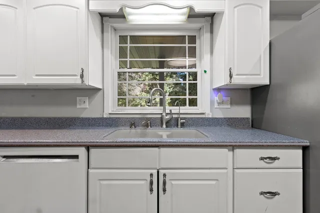 $349,900 | 3683 Austrian Lane, Suamico, WI 54313