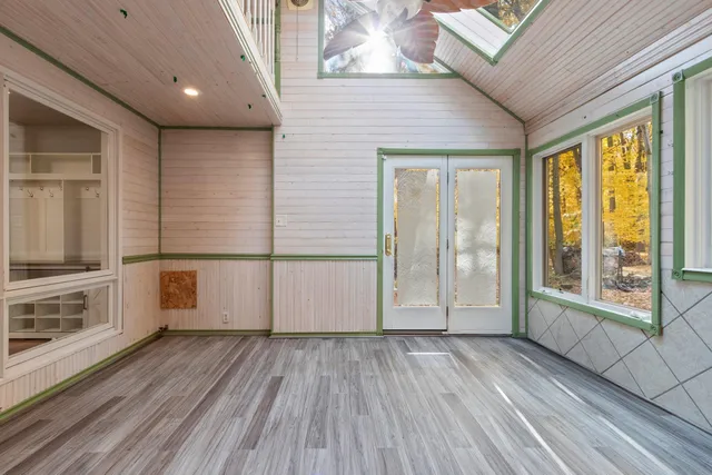 $349,900 | 3683 Austrian Lane, Suamico, WI 54313