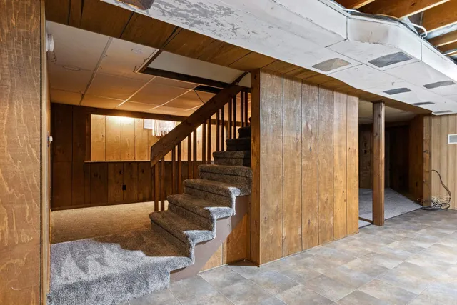 $349,900 | 3683 Austrian Lane, Suamico, WI 54313