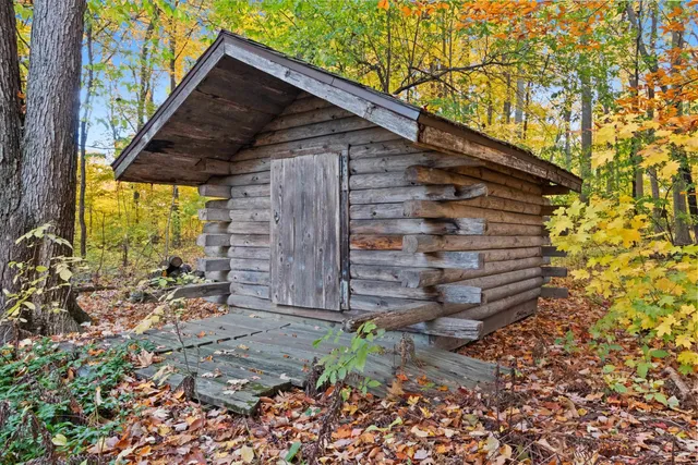 $349,900 | 3683 Austrian Lane, Suamico, WI 54313