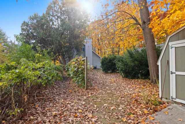 $349,900 | 3683 Austrian Lane, Suamico, WI 54313