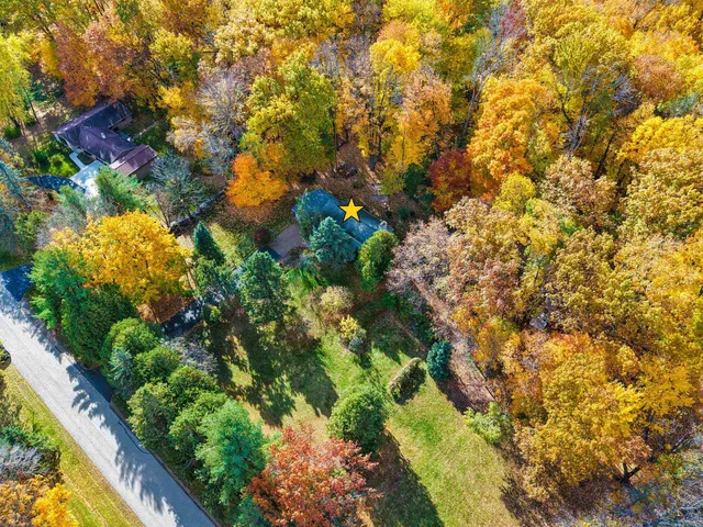 $349,900 | 3683 Austrian Lane, Suamico, WI 54313