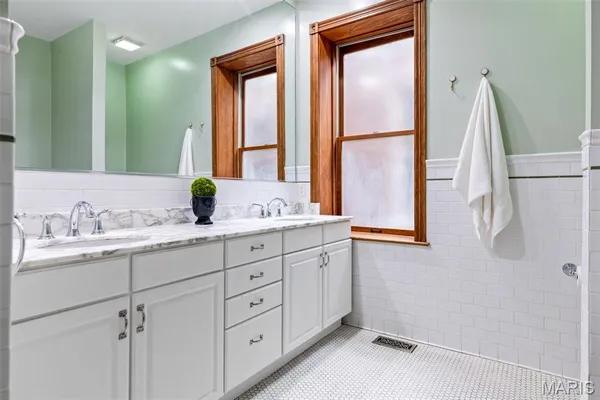 $345,000 | 3317 Indiana Avenue, St. Louis, MO 63118