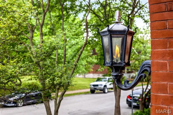 $345,000 | 3317 Indiana Avenue, St. Louis, MO 63118