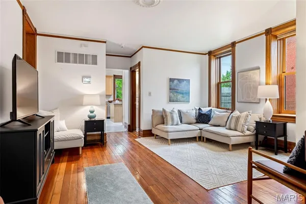 $345,000 | 3317 Indiana Avenue, St. Louis, MO 63118