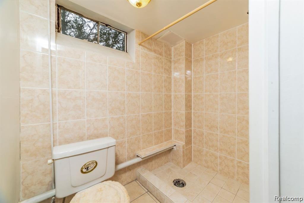 331 Elmhill Road Rochester Hills, MI 48306 - Photo 18 of 20