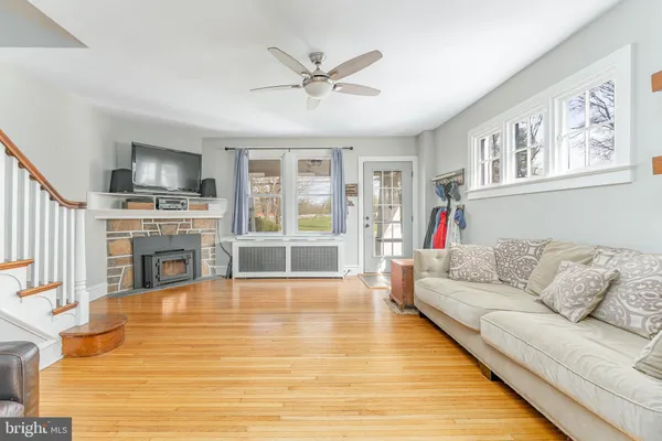 $425,000 | 938 Paoli Pike, West Chester, PA 19380