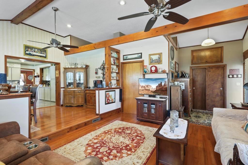 2286 Jayhawk Road Fort Scott, KS 66701 - Photo 20 of 47